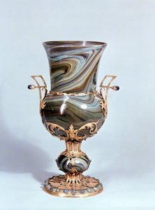 Schmelzglas av Salviati och Co. i Venedig (utställd London 1862)